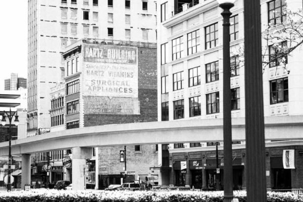 BROADWAY - Image 3